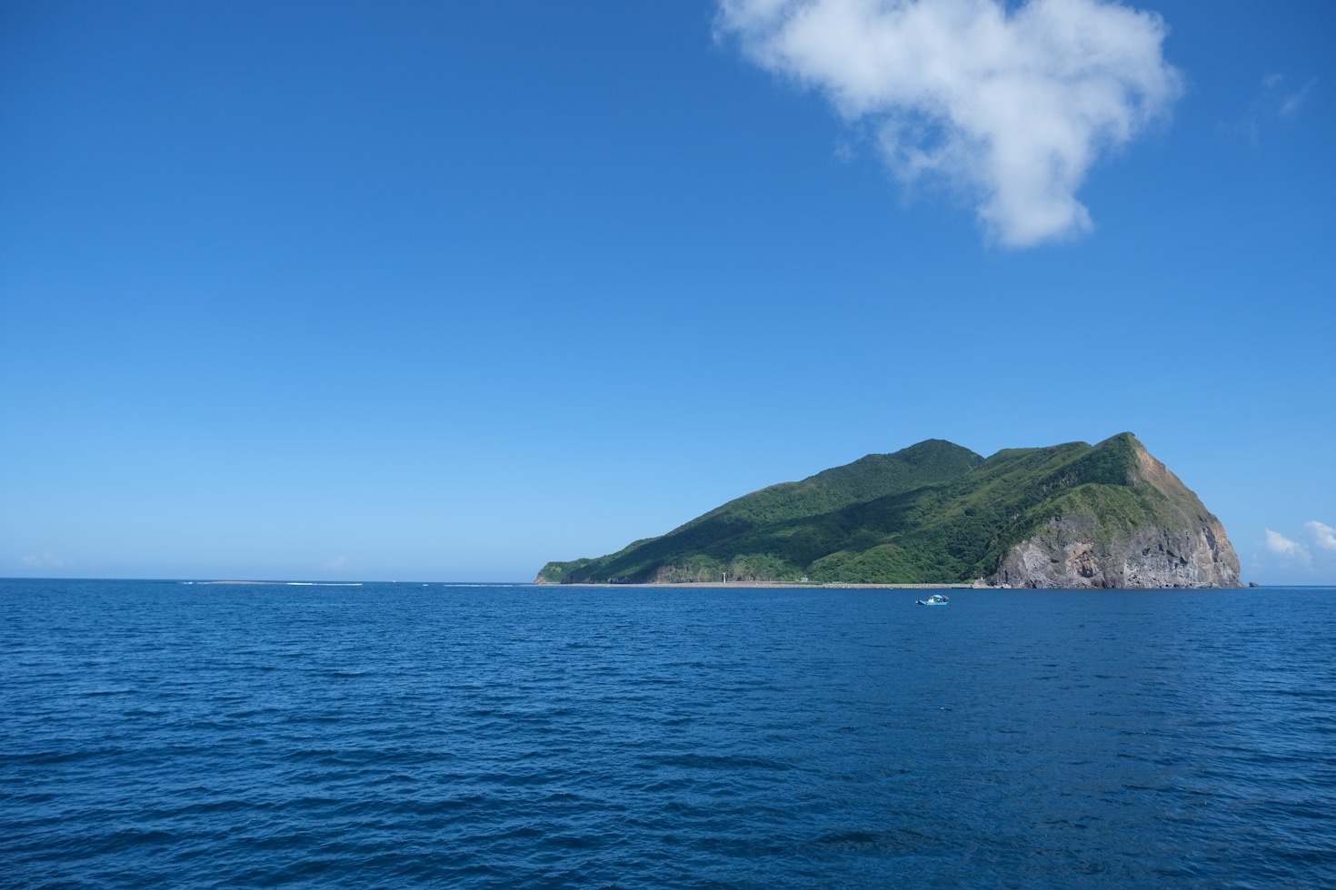 A Foodie’s Guide to Ile Aux Cerfs Delights